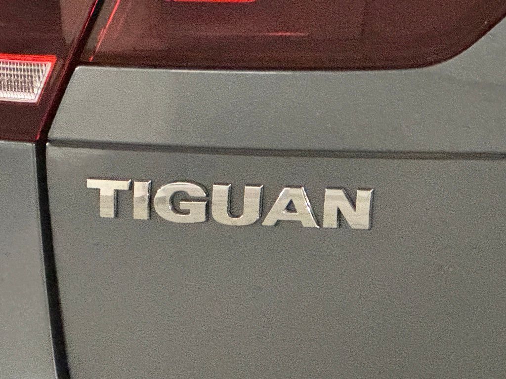 2020 Volkswagen Tiguan 2.0T S 34