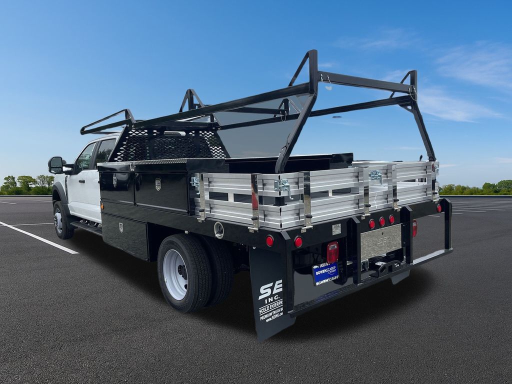 New 2024 Ford Super Duty F-450 Chassis Crew Cab (DRW) 203" Wheelbase XL