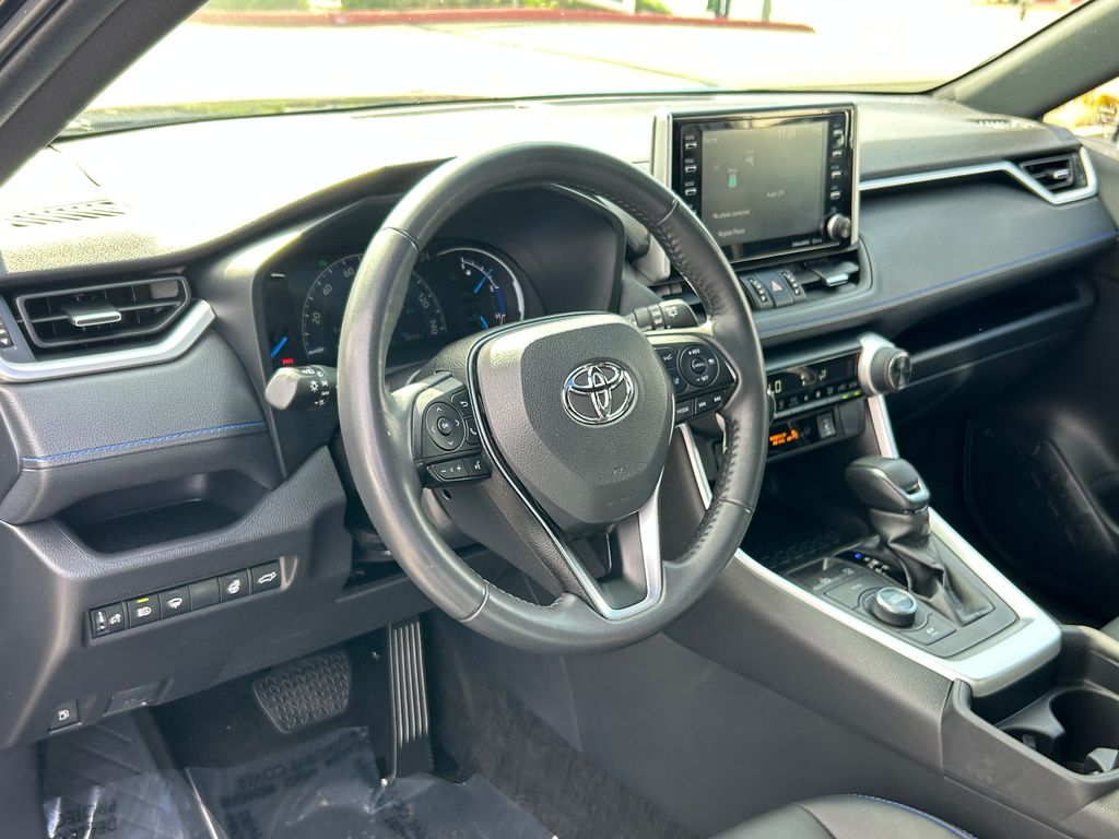 Thumbnail: 2021 Toyota RAV4 - 13