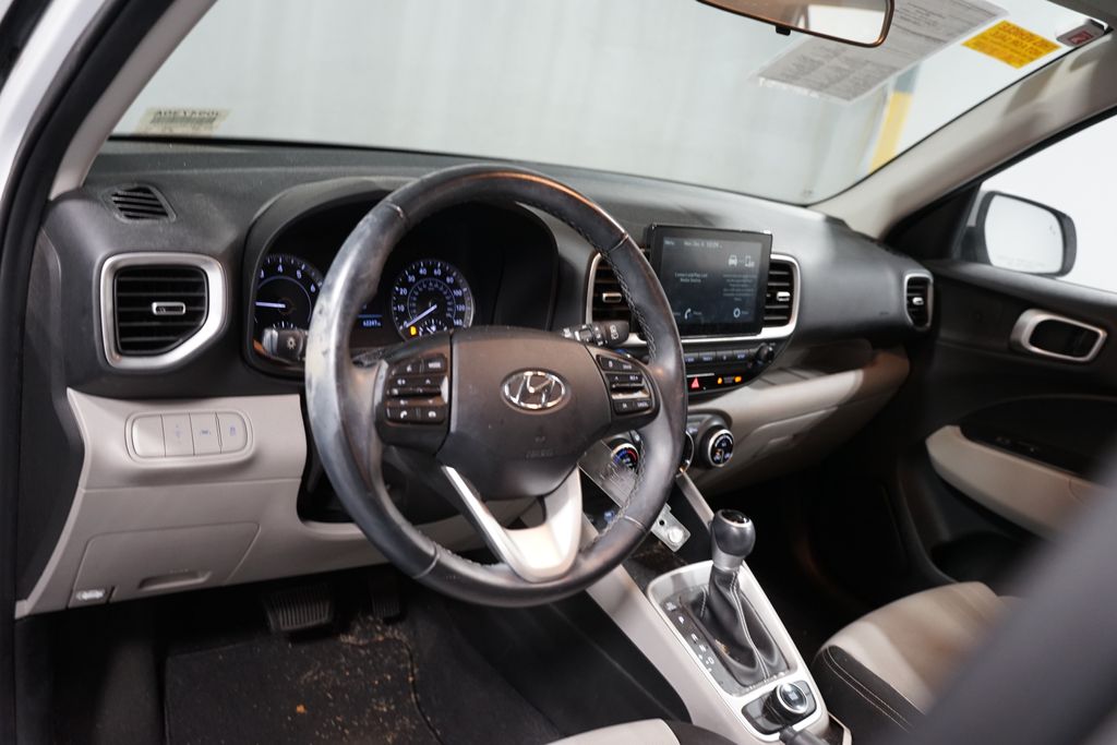 Thumbnail: 2020 Hyundai Venue - 7