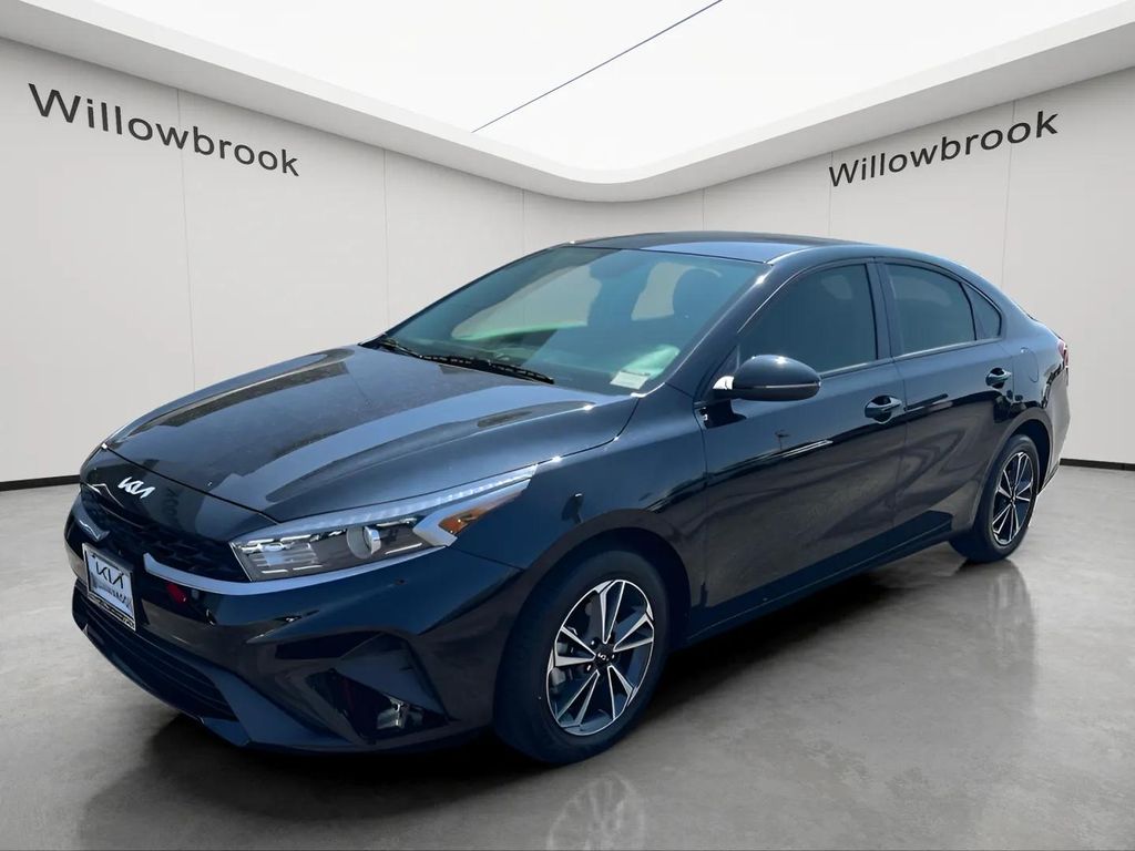 2024 Kia Forte LXS FWD