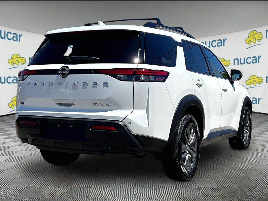 2023 Nissan Pathfinder — photo 6