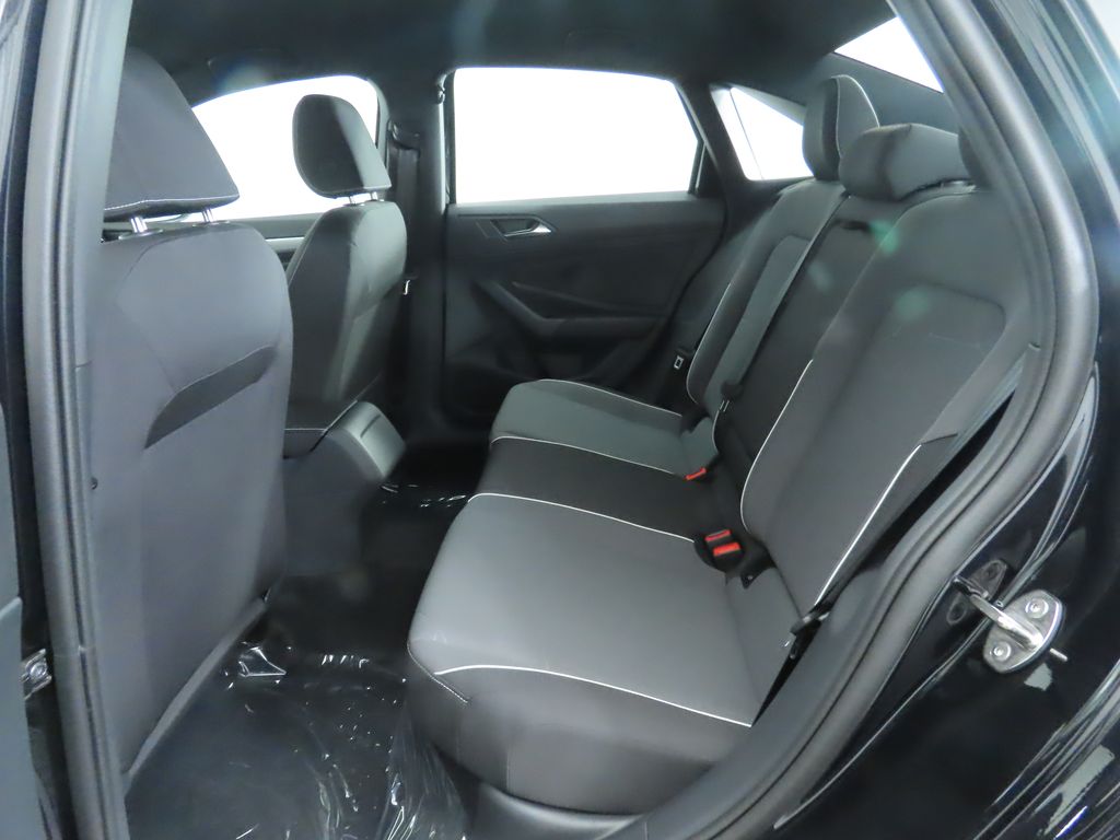 Thumbnail: 2025 Volkswagen Jetta - 21