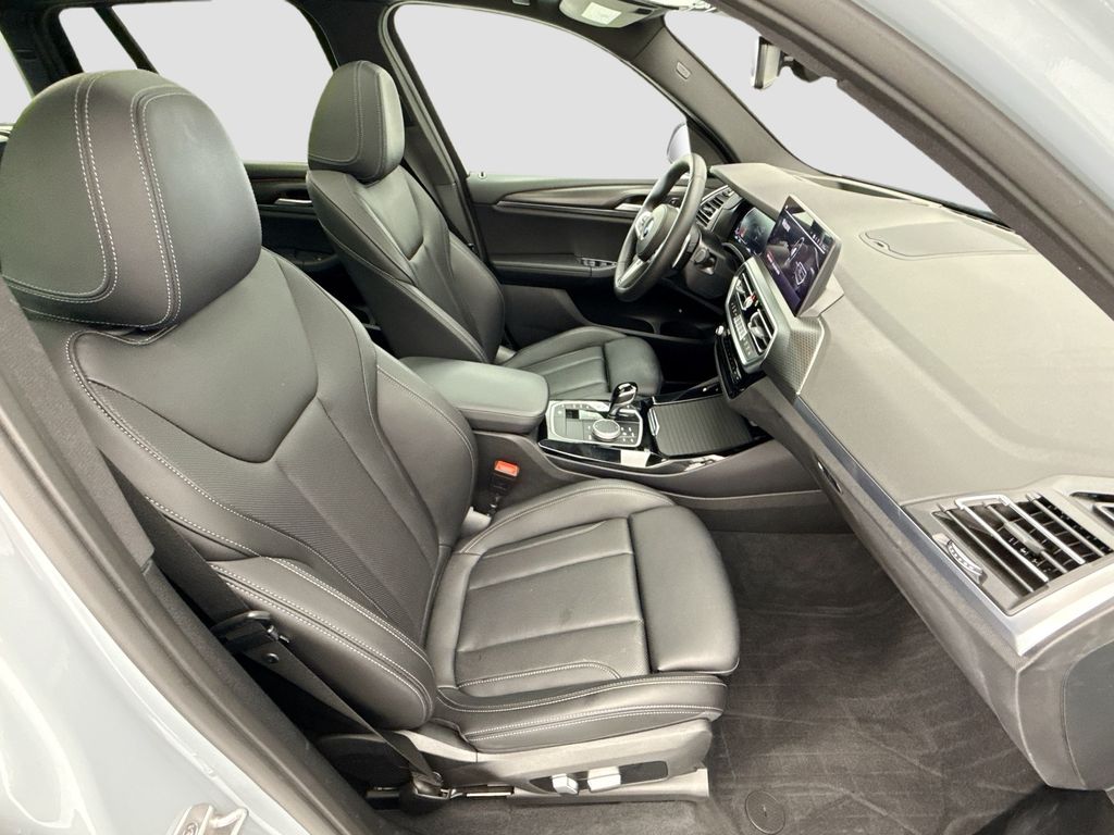 Thumbnail: 2023 BMW X3 - 19