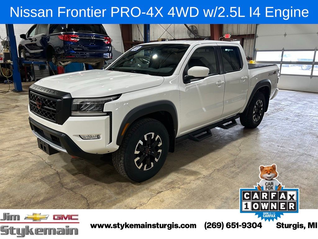 Glacier White 2022 Nissan Frontier Pickup Truck Four-Wheel Drive 9-Speed Automatic