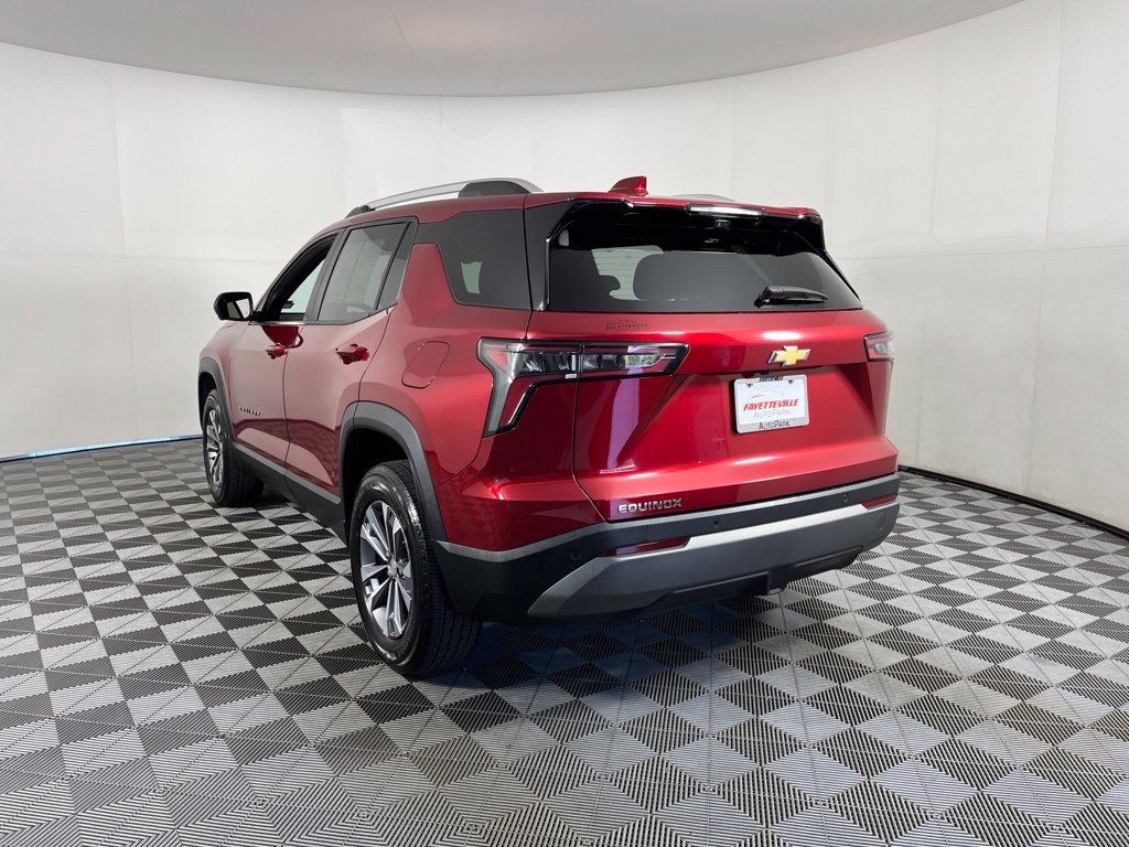 Thumbnail: 2025 Chevrolet Equinox - 18