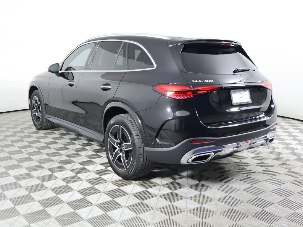 Thumbnail: 2026 Mercedes-Benz GLC - 7