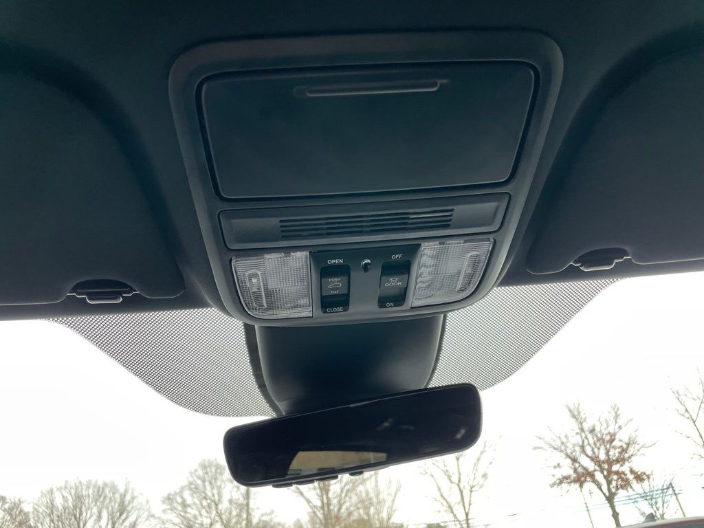 Thumbnail: 2026 Honda Odyssey - 16