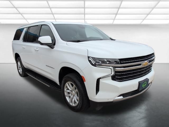 Summit White 2024 Chevrolet Suburban SUV / Crossover 4X2