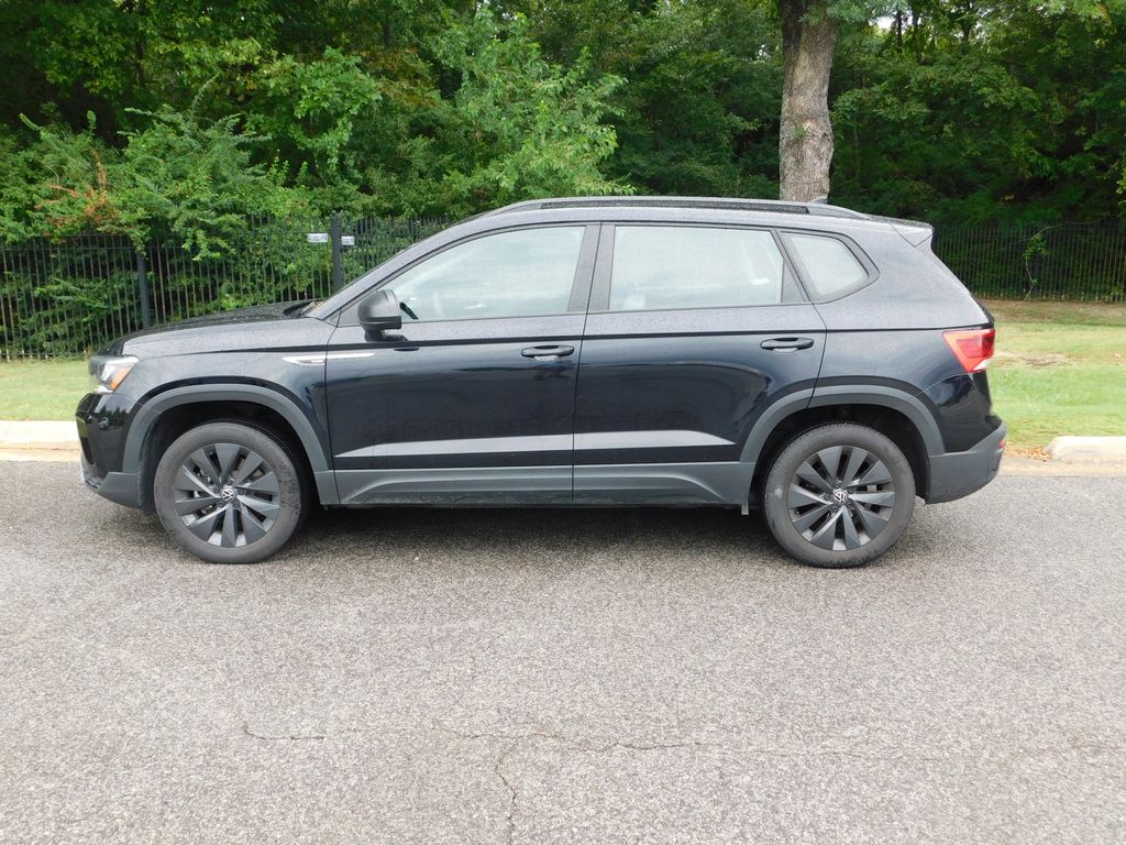 Thumbnail: 2024 Volkswagen Taos - 2