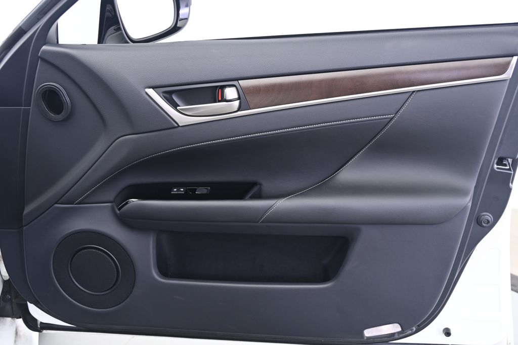 Thumbnail: 2013 Lexus GS - 20