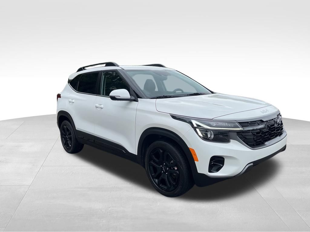Used 2024 White Kia X-Line image 7