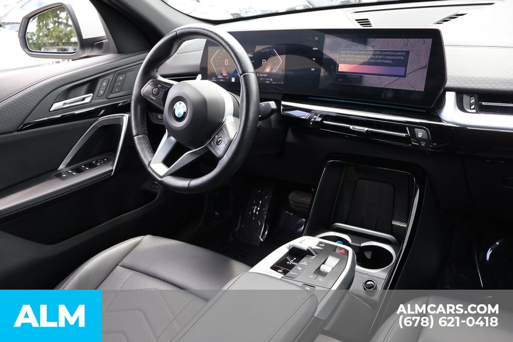 Used 2025 White BMW xDrive28i image 27