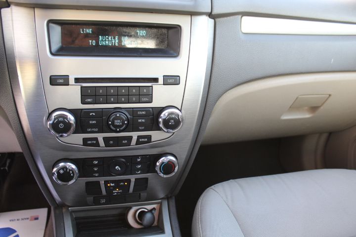 Used Car 2012 Ford Fusion  Se For Sale Under $10,000 In Georgetown, Texas