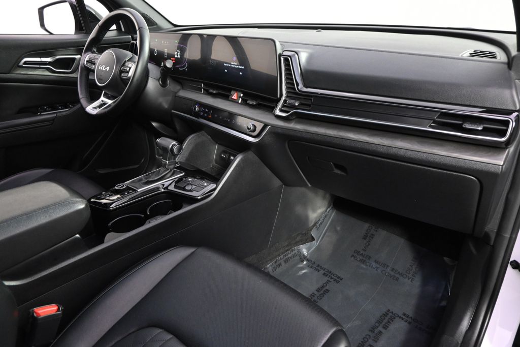 Used 2024 White Kia X-Line image 15