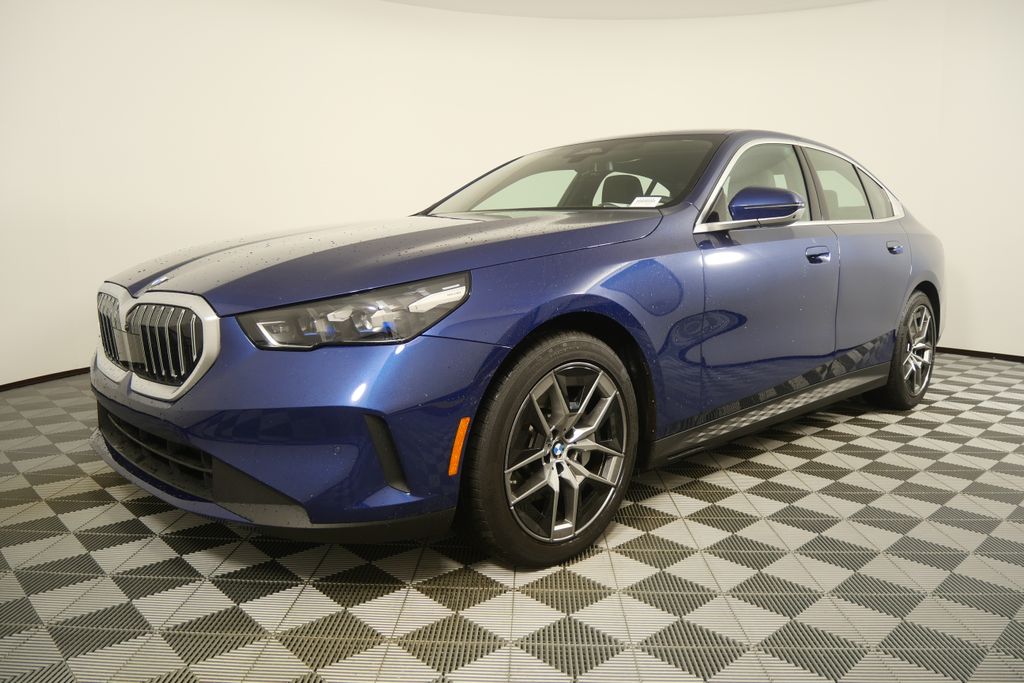Thumbnail: 2026 BMW 5 Series - 7