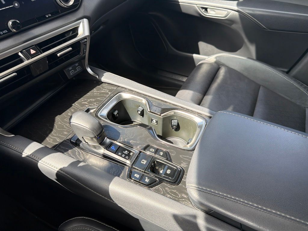 Thumbnail: 2023 Lexus RX - 15