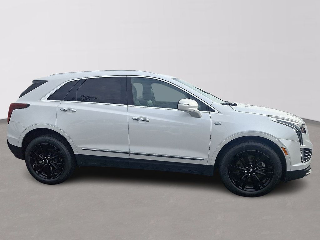 Thumbnail: 2024 Cadillac XT5 - 7