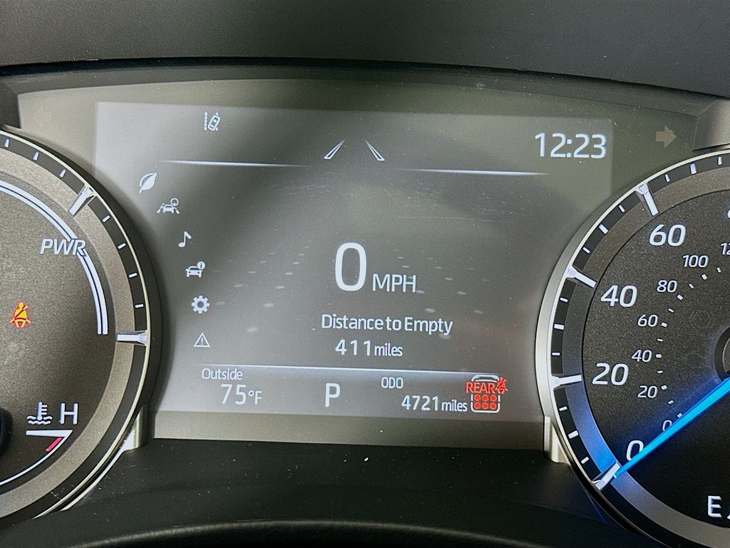 Thumbnail: 2026 Toyota Highlander - 12