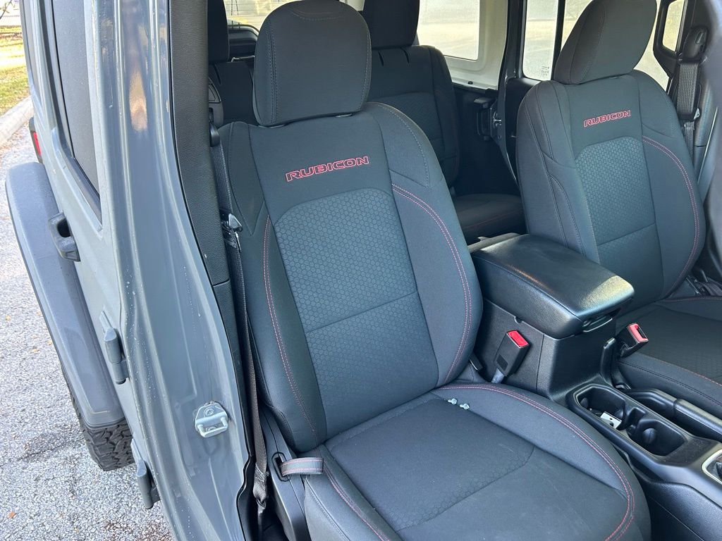 Thumbnail: 2020 Jeep Wrangler - 15