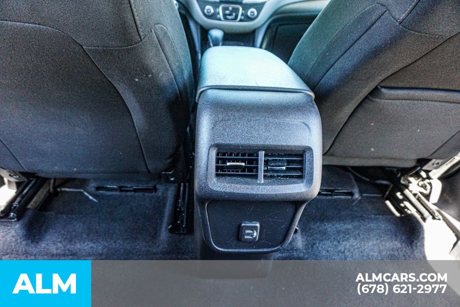 Used 2022 Gray Chevrolet LT image 31
