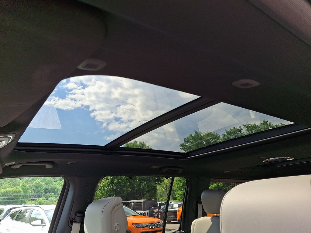 New 2026 Jeep Grand Wagoneer SUV