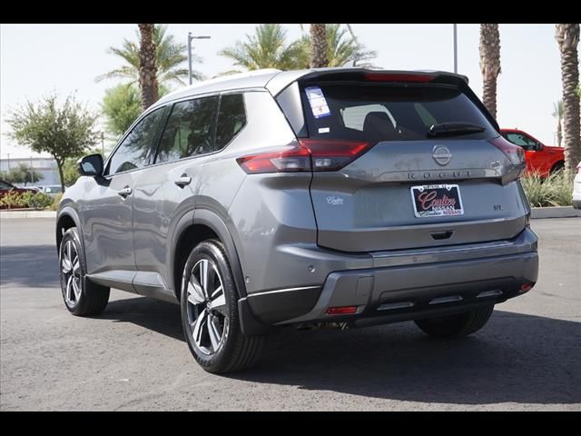 2024 Nissan Rogue SL 3