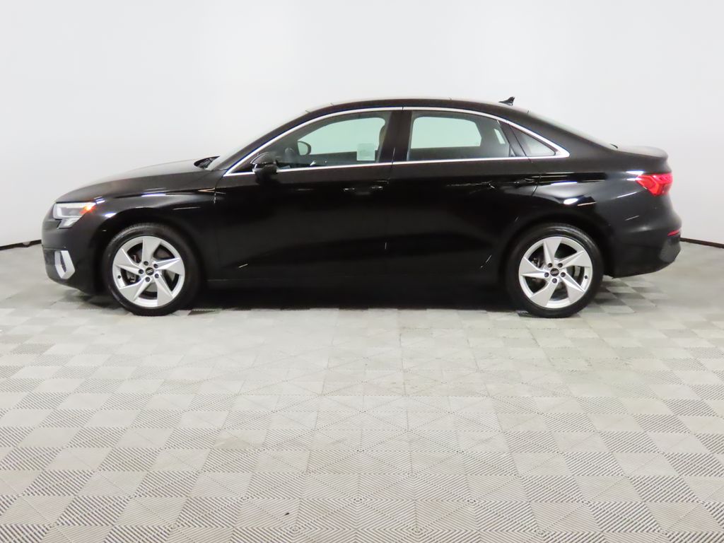 Thumbnail: 2023 Audi A3 - 2