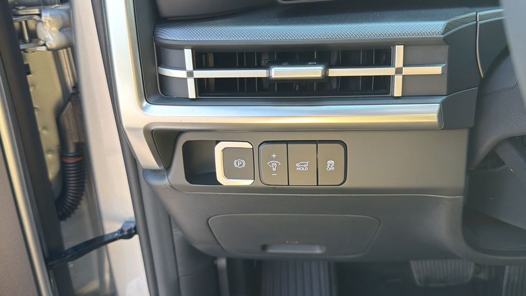 New 2026 Silver Hyundai SE image 33
