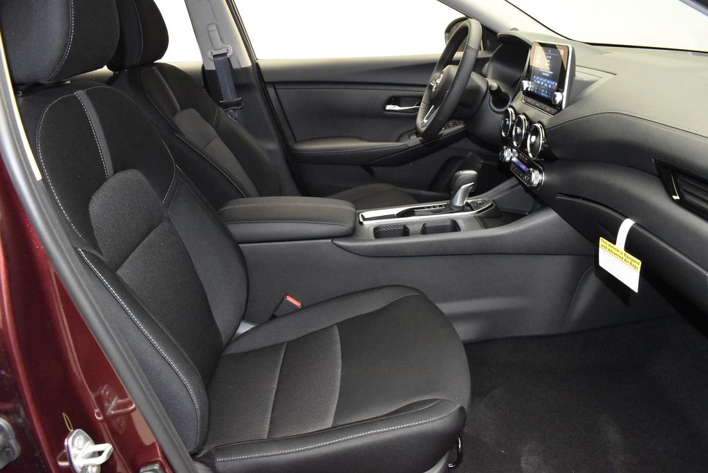 Thumbnail: 2025 Nissan Sentra - 22