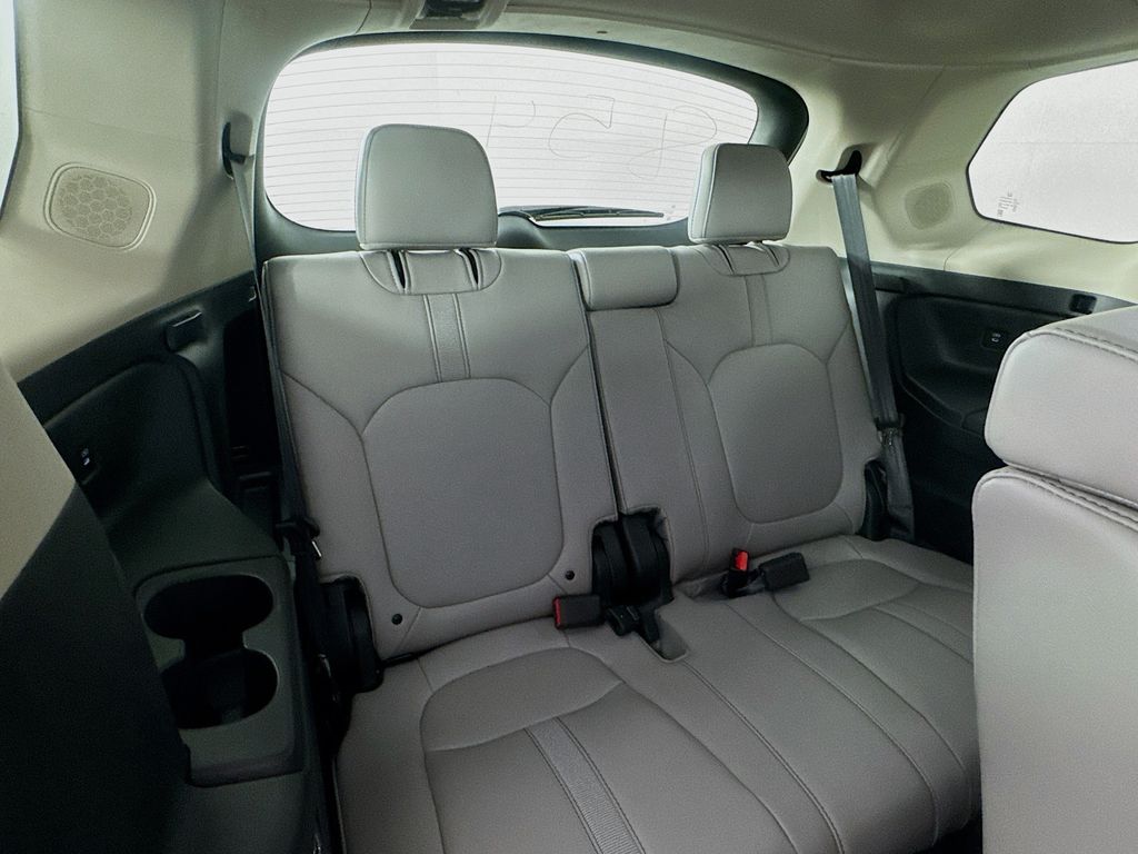 Used Car 2025 Honda Pilot  Touring For Sale Under $50,000 In Austin, Texas