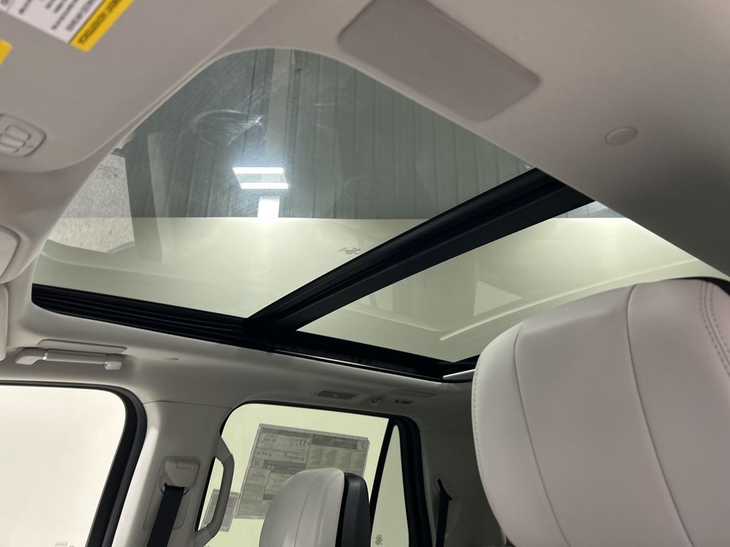 new 2026 Lincoln Navigator car, priced at $106,480