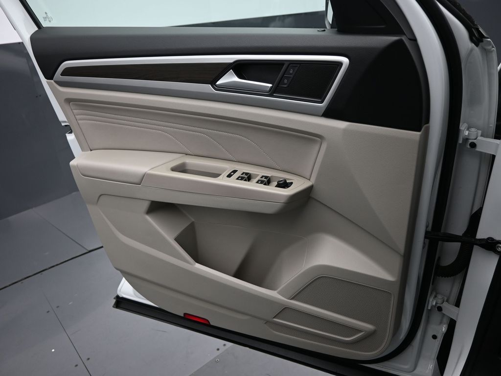 2022 Volkswagen Atlas 2.0T SE