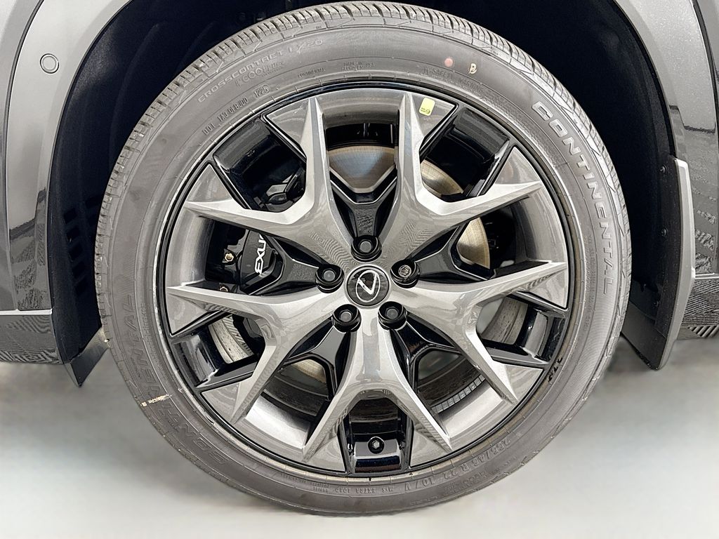 2025 Lexus TX 500h 23