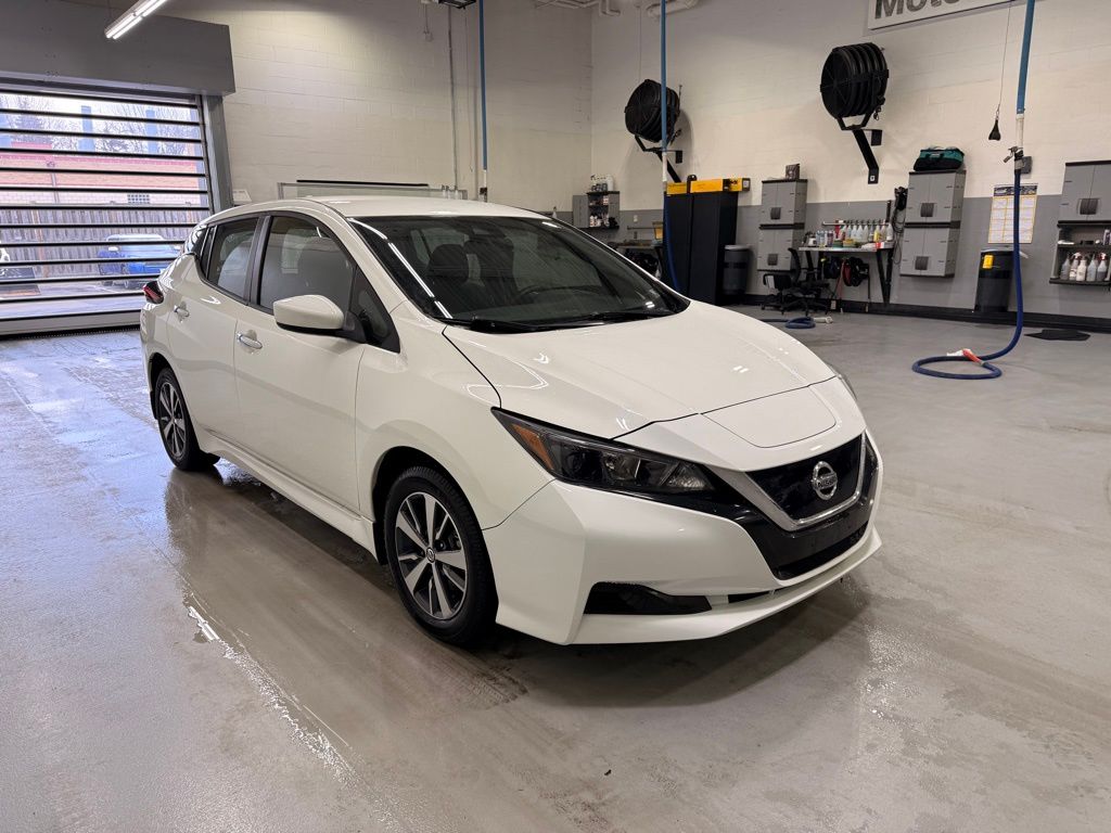 Thumbnail: 2022 Nissan Leaf - 7