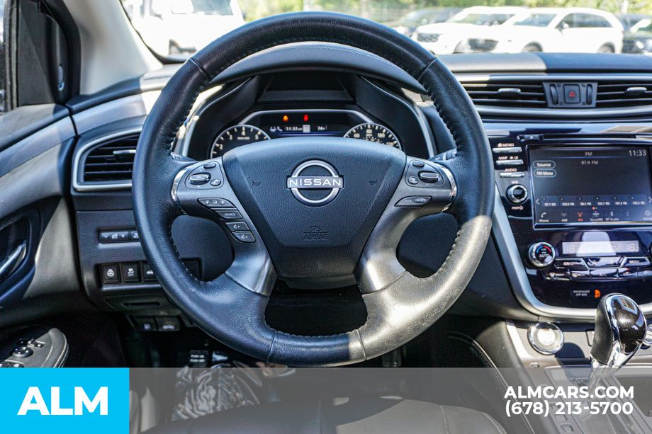 Used 2024 Gray Nissan SV image 28