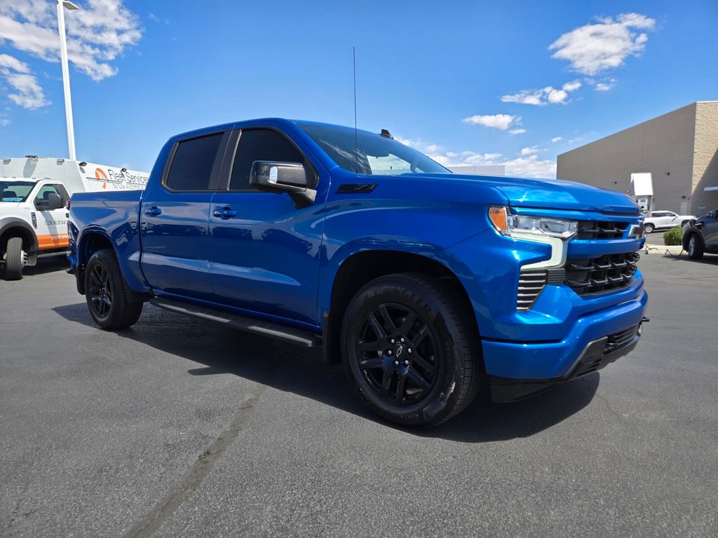 2023 Chevrolet Silverado 1500 RST Crew Cab 4WD
