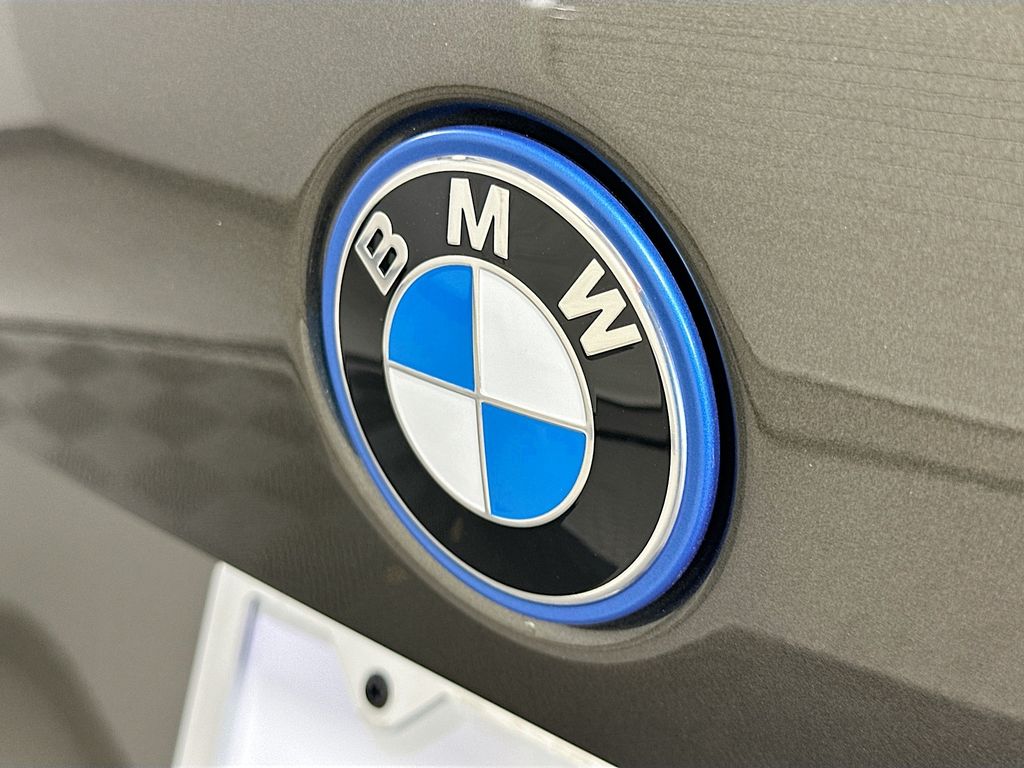 Thumbnail: 2026 BMW X5 - 22