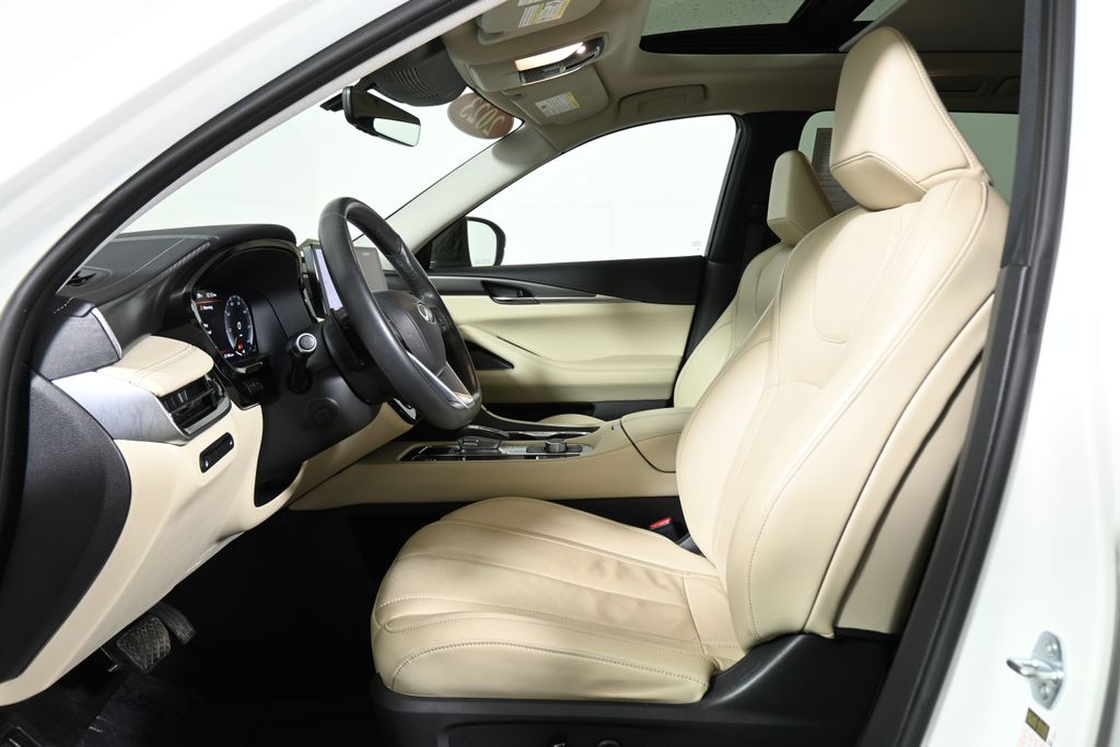 Thumbnail: 2023 INFINITI QX60 - 3