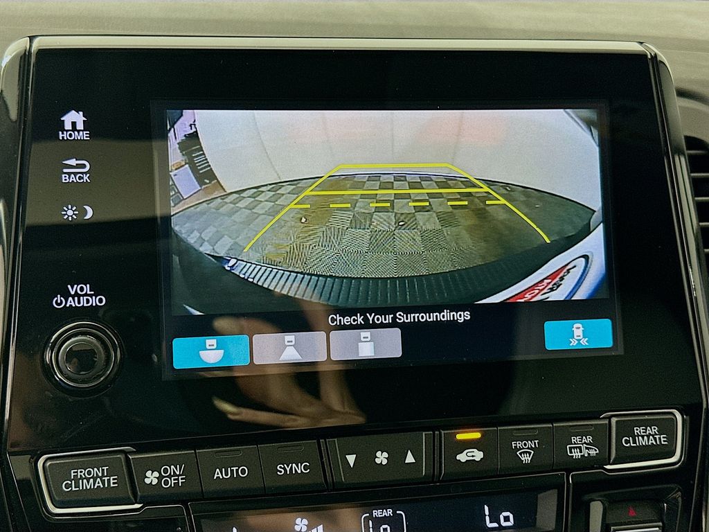 Thumbnail: 2018 Honda Odyssey - 13