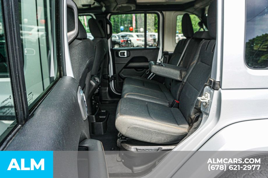 Used 2024 Silver Jeep Sahara 4xe image 21