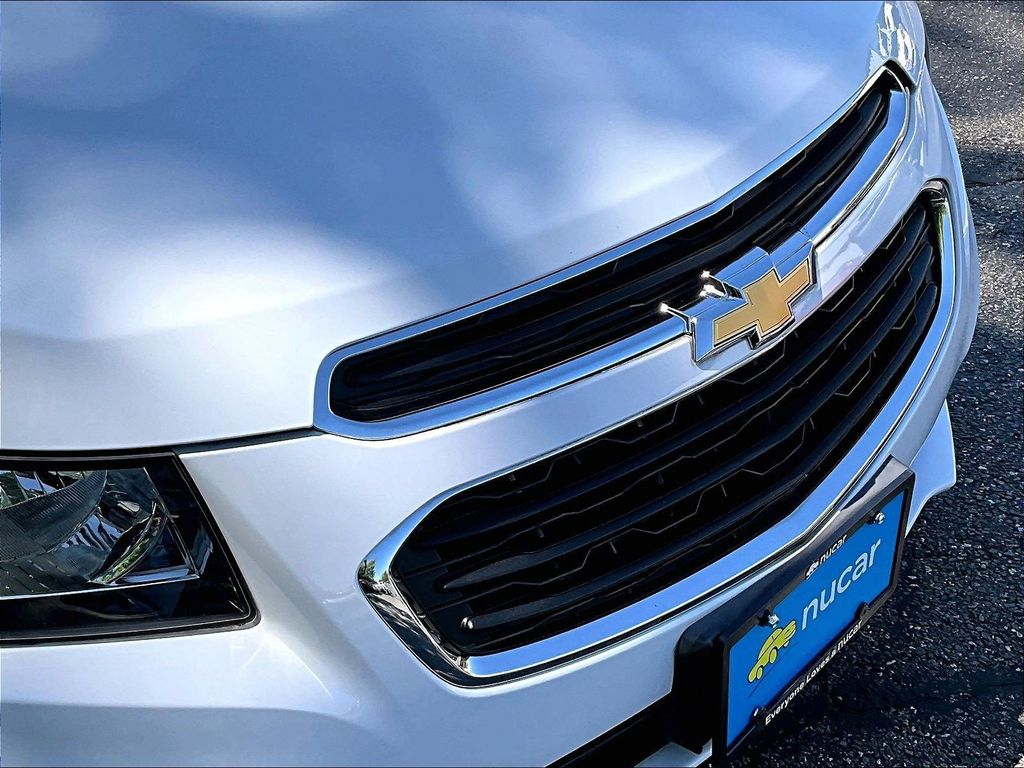 2016 Chevrolet Cruze Limited — photo 28