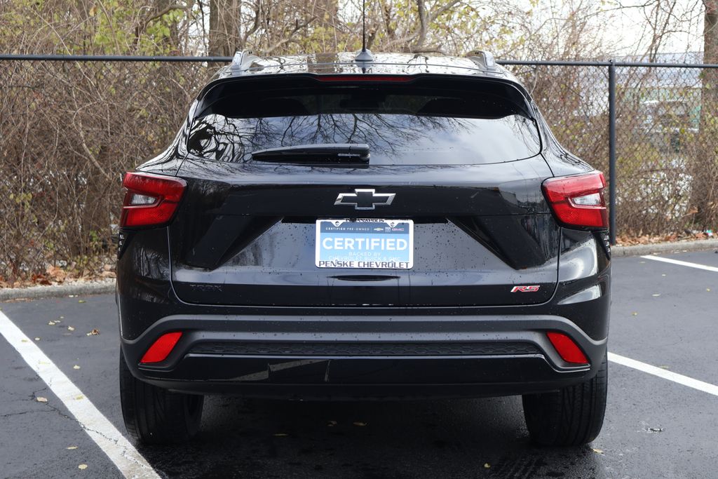 Thumbnail: 2024 Chevrolet Trax - 8
