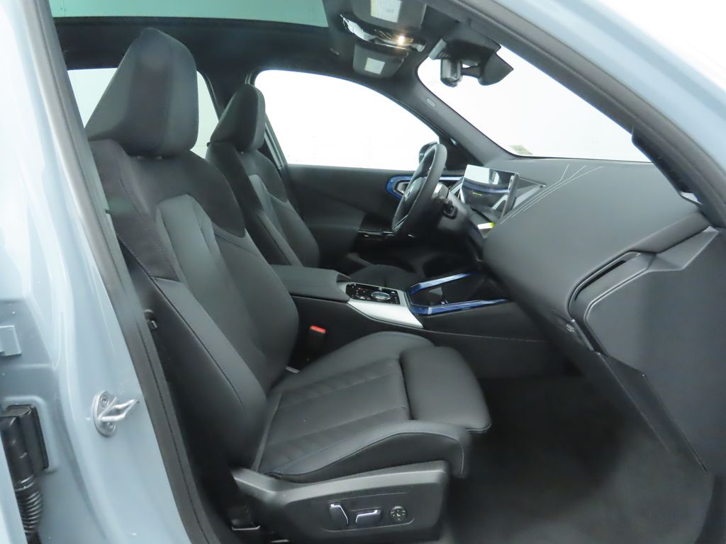 Thumbnail: 2026 BMW X3 - 21