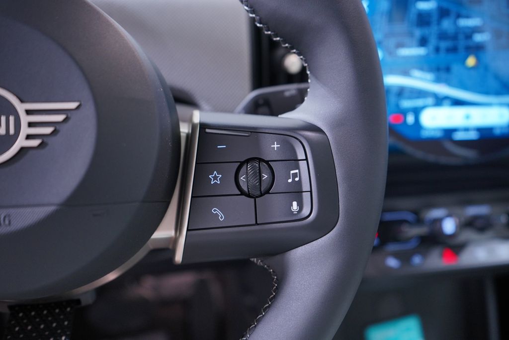 Thumbnail: 2026 MINI Cooper - 17