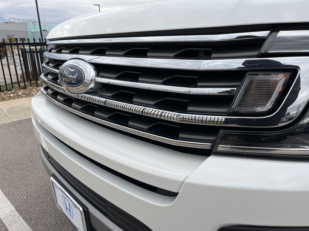 Thumbnail: 2021 Ford Expedition MAX - 16