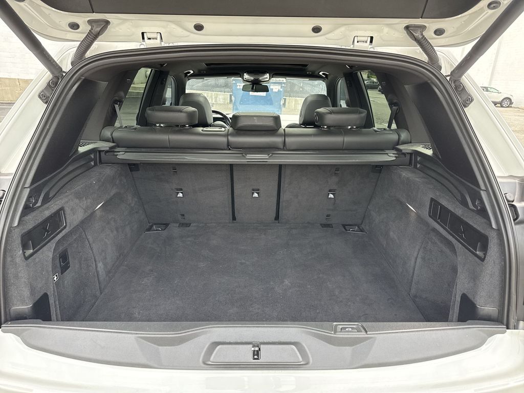 Thumbnail: 2024 BMW X5 - 14