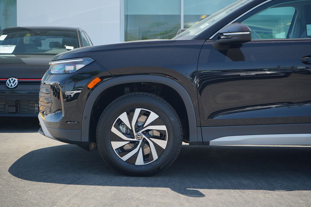 Thumbnail: 2025 Volkswagen Tiguan - 2