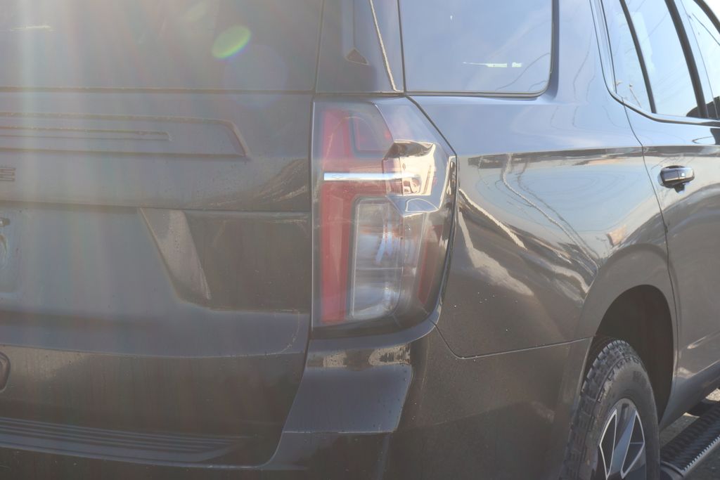 Thumbnail: 2023 Chevrolet Tahoe - 9