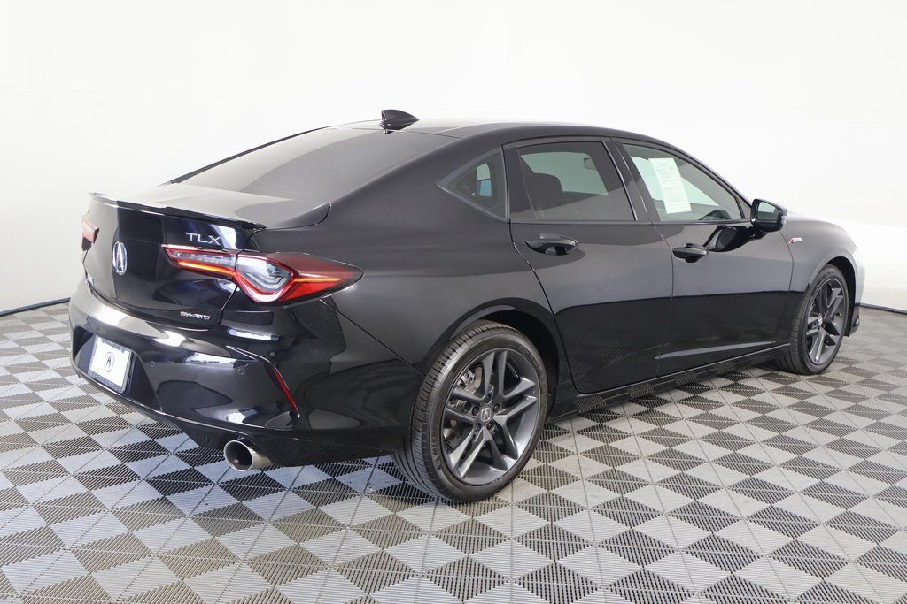 Thumbnail: 2025 Acura TLX - 4